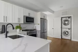 17 Chestnut Ave, Boston, MA 02130 - Photo 6