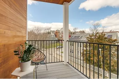 17 Chestnut Avenue #3, Boston, MA 02130 - Photo 4