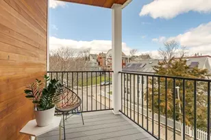 17 Chestnut Ave, Boston, MA 02130 - Photo 4