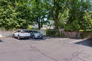 173 Davis, Brookline, MA 02445 - Photo 4