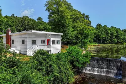 23 School Street, Granby, MA 01033 - Photo 2
