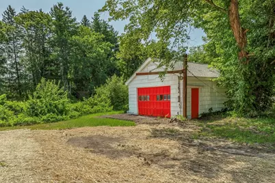 23 School Street, Granby, MA 01033 - Photo 4