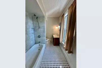 984 Chestnut #2, Newton, MA 02464 - Photo 10