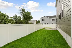 30 Calvin St, Lexington, MA 02420 - Photo 34