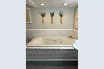 110 Grant Ave, Somerset, MA 02726 - Photo 12