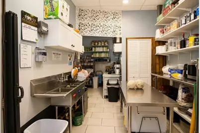 00000 Confidential, Lowell, MA 01851 - Photo 6