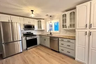 346 Durfee St, Fall River, MA 02720 - Photo 10