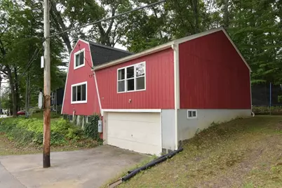 36 Hunter Ave, Hudson, MA 01749 - Photo 2