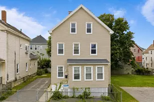 17 Salisbury St, New Bedford, MA 02744 - Photo 2