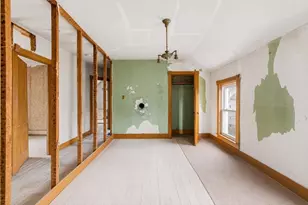 17 Salisbury St, New Bedford, MA 02744 - Photo 20