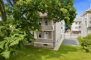 17 Salisbury St, New Bedford, MA 02744 - Photo 4