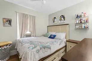 17 Salisbury St, New Bedford, MA 02744 - Photo 6