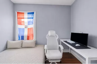 17 Salisbury St, New Bedford, MA 02744 - Photo 14