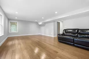 56 Arrowhead Rd, Weston, MA 02493 - Photo 12