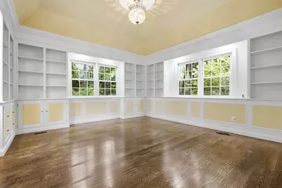 56 Arrowhead Rd, Weston, MA 02493 - Photo 6