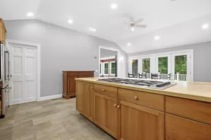 56 Arrowhead Rd, Weston, MA 02493 - Photo 20