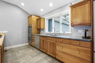 56 Arrowhead Rd, Weston, MA 02493 - Photo 2