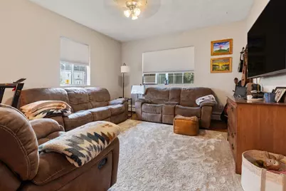 28 Morse St, Watertown, MA 02472 - Photo 14