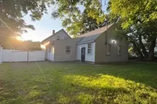 40 Green St, Milford, MA 01757 - Photo 2