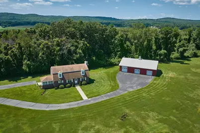 34 Plain Rd East, Deerfield, MA 01373 - Photo 10