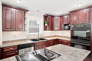 17 Basset St, Lynn, MA 01902 - Photo 14