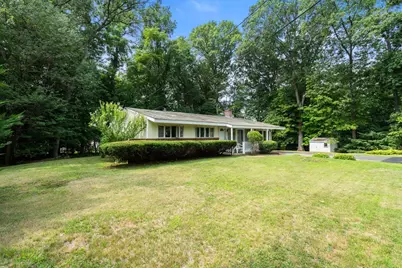 11 Saint Marys Rd, Burlington, MA 01803 - Photo 2