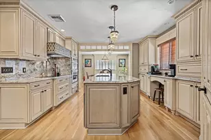9 Cranbrook Rd, Shrewsbury, MA 01545 - Photo 8