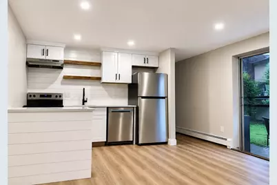 599 Old West Central Street #C4, Franklin, MA 02038 - Photo 2
