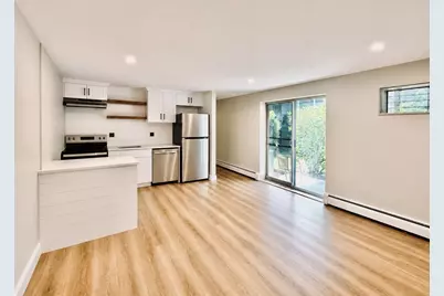 599 Old West Central Street #C4, Franklin, MA 02038 - Photo 4