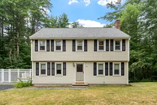 378 Pelham Rd, Dracut, MA 01826 - Photo 2