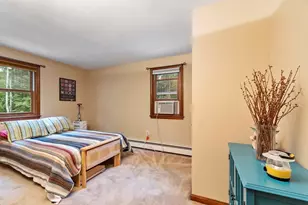 378 Pelham Rd, Dracut, MA 01826 - Photo 20