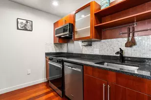 17 Otis St, Cambridge, MA 02141 - Photo 4