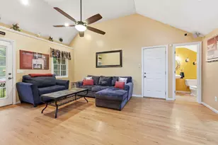 29 Shady Side Dr, Longmeadow, MA 01106 - Photo 6