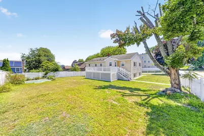 17 Brookline St, Lawrence, MA 01841 - Photo 16