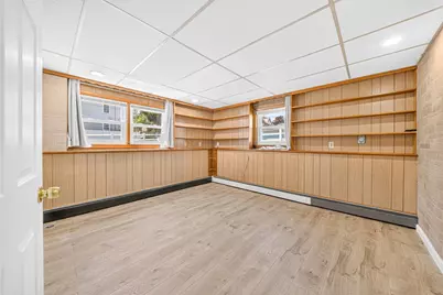 17 Brookline St, Lawrence, MA 01841 - Photo 6