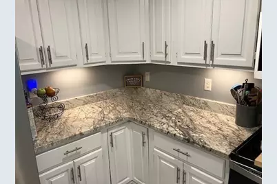 82 Walnut St, North Brookfield, MA 01535 - Photo 6