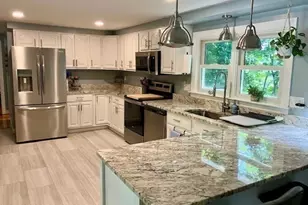 82 Walnut St, North Brookfield, MA 01535 - Photo 4