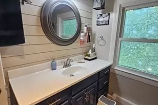 82 Walnut St, North Brookfield, MA 01535 - Photo 20