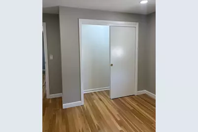5 Lafayette Ave, Lawrence, MA 01843 - Photo 12