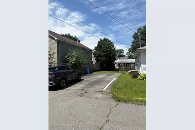 5 Lafayette Ave, Lawrence, MA 01843 - Photo 4