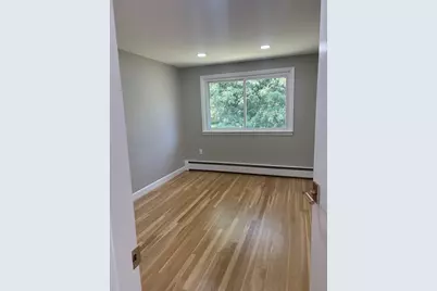 5 Lafayette Ave, Lawrence, MA 01843 - Photo 16