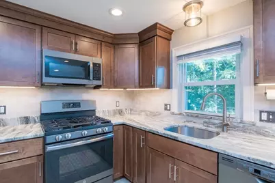 32 Maryland Street, East Longmeadow, MA 01028 - Photo 12