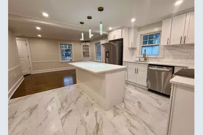 714 Lynnfield St, Lynn, MA 01904 - Photo 8