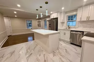 714 Lynnfield St, Lynn, MA 01904 - Photo 8