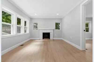 9 Walden Pond Ave, Saugus, MA 01906 - Photo 16