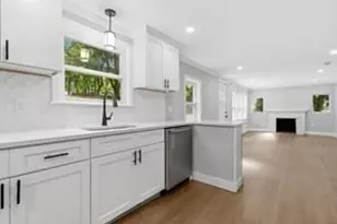 9 Walden Pond Ave, Saugus, MA 01906 - Photo 8