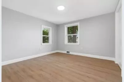 9 Walden Pond Ave, Saugus, MA 01906 - Photo 20