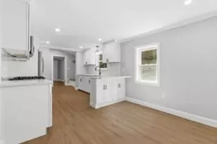 9 Walden Pond Ave, Saugus, MA 01906 - Photo 10