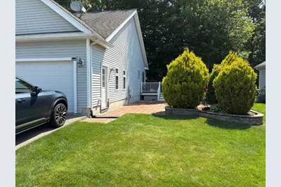 46 Alexandra's Way, Brockton, MA 02301 - Photo 2
