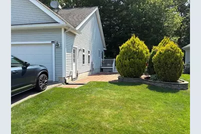 46 Alexandra's Way, Brockton, MA 02301 - Photo 2
